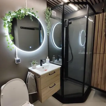 Apartman Comfy In Quiet Neighbourhood *